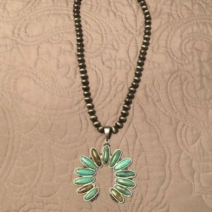 Elegant Green and Silver Necklace